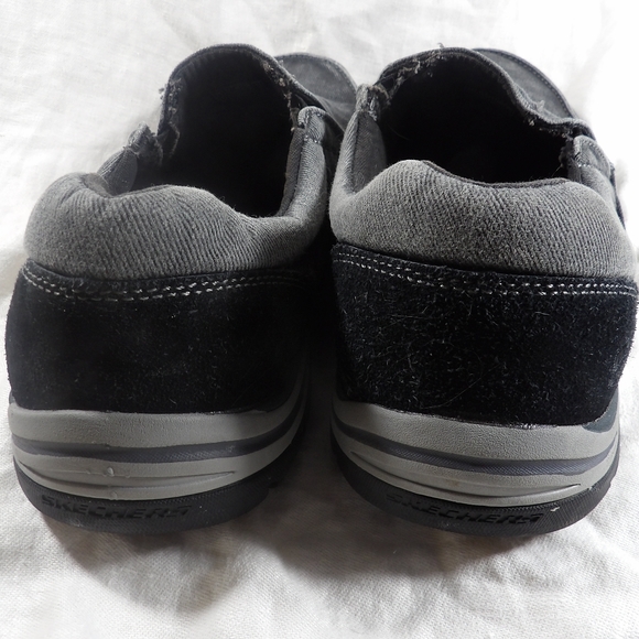 Skechers Men's  Slip-on Shoes Relaxed Fit Memory Foam Black sz 12 - Picture 5 of 8